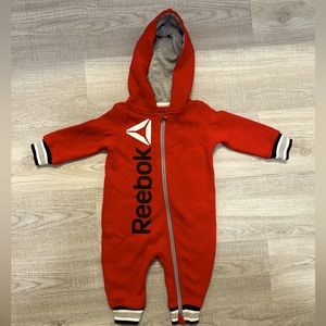 5/$25 Reebok sweat suit